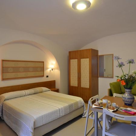 Hotel Zeus Pompei Luaran gambar