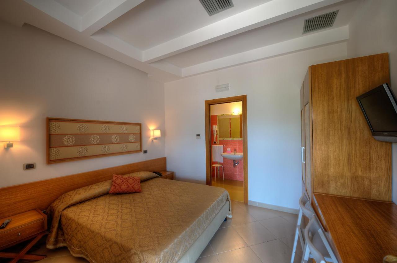 Hotel Zeus Pompei Luaran gambar