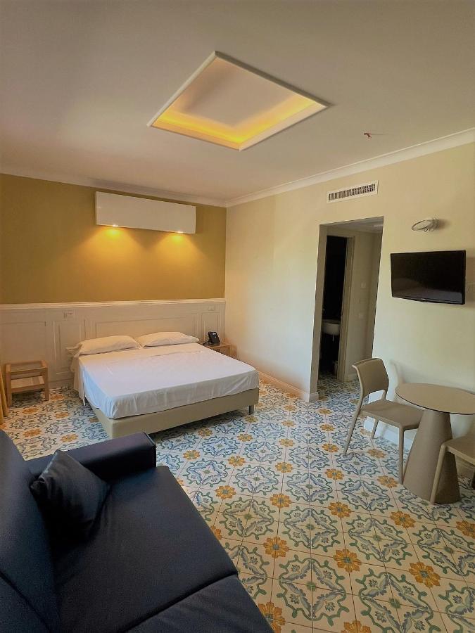 Hotel Zeus Pompei Luaran gambar