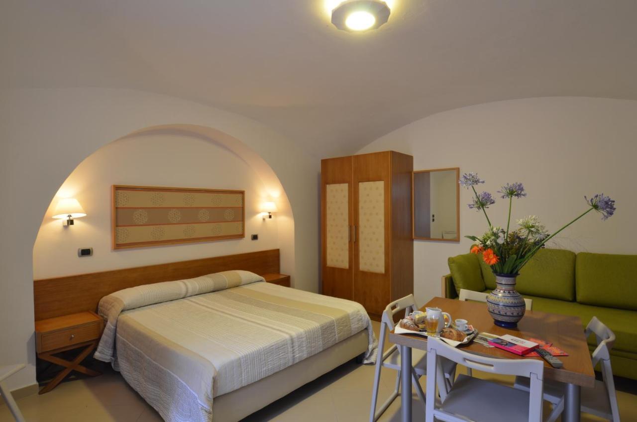 Hotel Zeus Pompei Luaran gambar